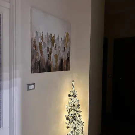 Casa Gianduia Davanti Al Grattacielo Διαμέρισμα *