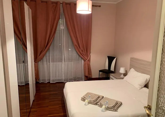דירה Casa Gianduia Davanti Al Grattacielo *
