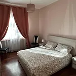 Casa Gianduia Davanti Al Grattacielo * טורינו