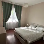 Casa Gianduia Davanti Al Grattacielo * טורינו