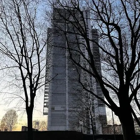 Apartamento Casa Gianduia Davanti Al Grattacielo