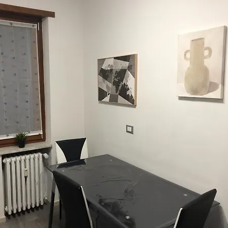 Apartamento Casa Gianduia Davanti Al Grattacielo Turim