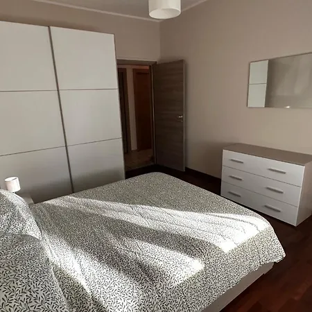 아파트 Casa Gianduia Davanti Al Grattacielo *